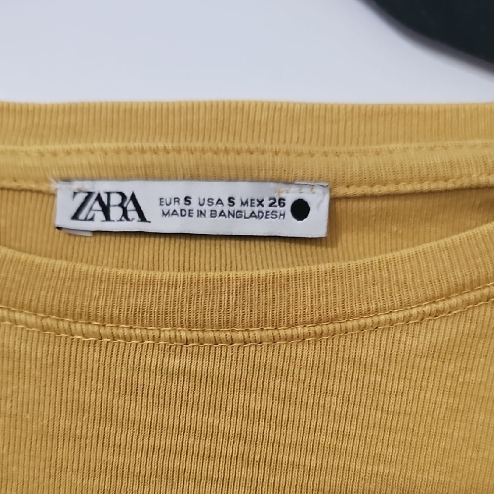 Zara Yellow Short Sleeve Tee - Picture 2 of 3